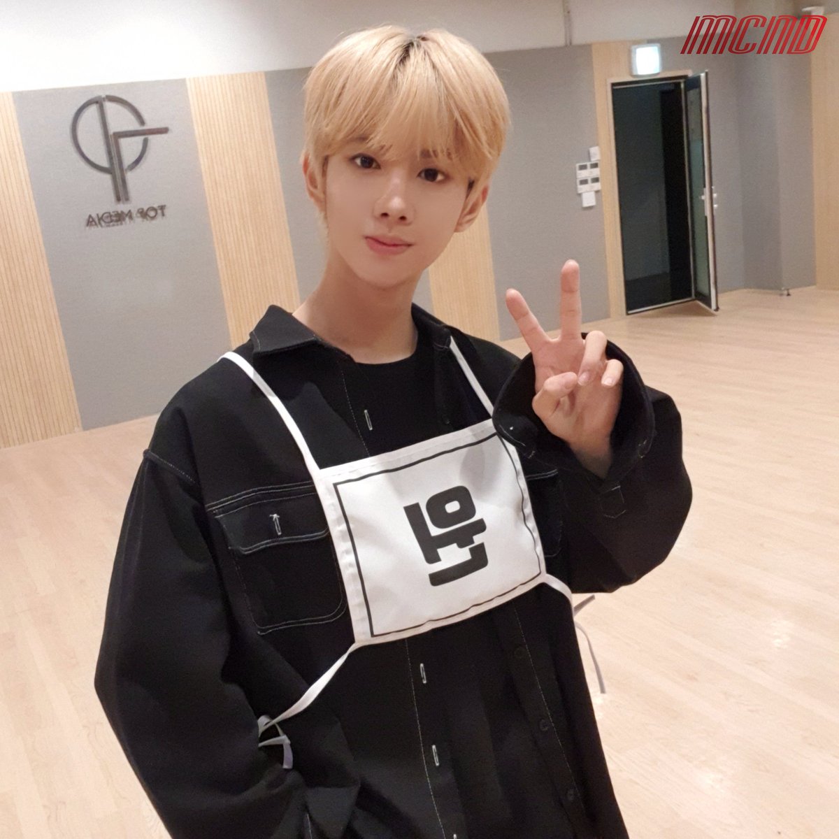 연습실에서 누가누가 더 귀여운지 대결하는 #MCND 래퍼라인ver.🎛

#캐슬제이 #CASTLE_J #빅 #BIC #윈 #WIN
#티오피갱 #TOPGANG
#티오피미디어 #TOPMEDIA