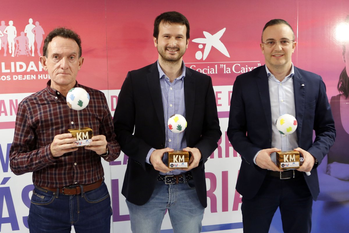 Muchas gracias a todos los que os pudisteis acercar a participar en el acto de clausura del #Retosolidariofdn ¡Enhorabuena a los premiados y a tod@s los que habéis sumado vuestros pasos por los diferentes proyectos solidarios!🎉(Fotografías: Eduardo Buxens)