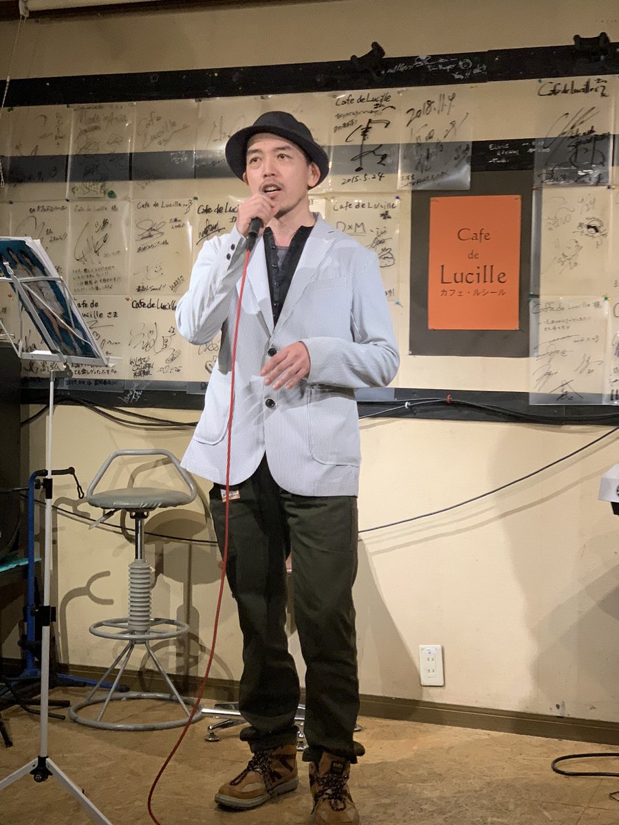 silvertop0217's tweet photo. 『ルシール忘年会』2人目は『TAGNETWORK』見た目がおしゃれ、服もおしゃれ、歌声もおしゃれだし、曲もおしゃれ。ラスト曲の『ゲットワイルド』は安定したおしゃれ曲でした。#TAGNETWORK https://t.co/C5kNWlYIqu