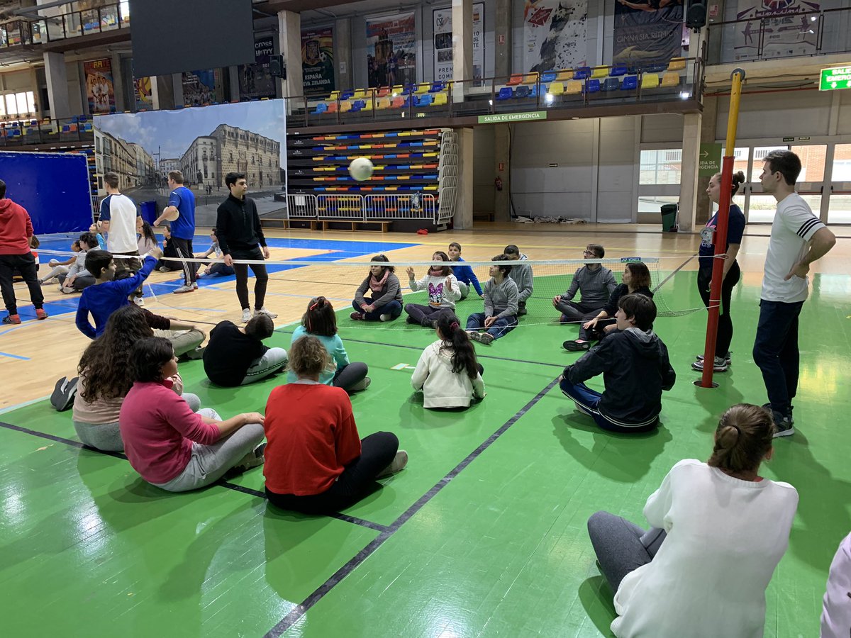 augusto_jdlf's tweet photo. Disfrutando de una mañana de deporte inclusivo #JornadaInclusivaUAH @IMECAUAH @Fundacion_ONCE @FacEducacionUAH https://t.co/4LTIAbctL6