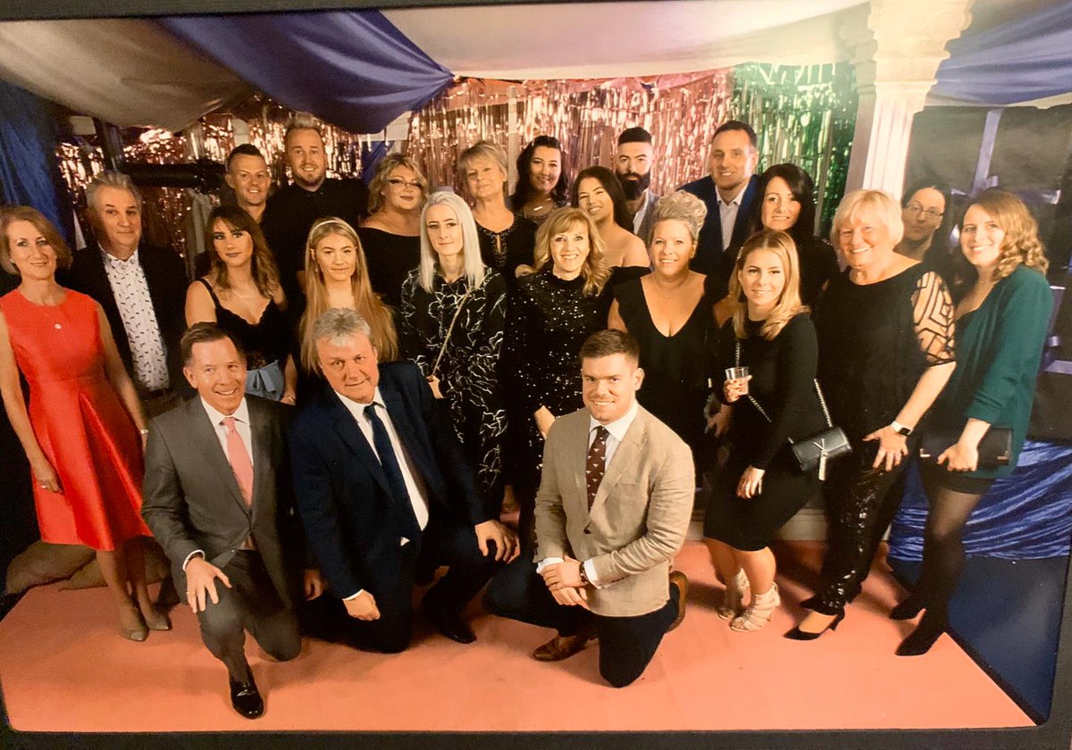 The team had a great Christmas party at <a href="/Trunkwell/">Trunkwell House</a> last night! A nice excuse to get dressed up and let our hair down (excuse the pun). 

Thanks to all our lovely clients - we wish you a very merry Christmas, have a great one 🥂

#christmas #christmasparty #xmas