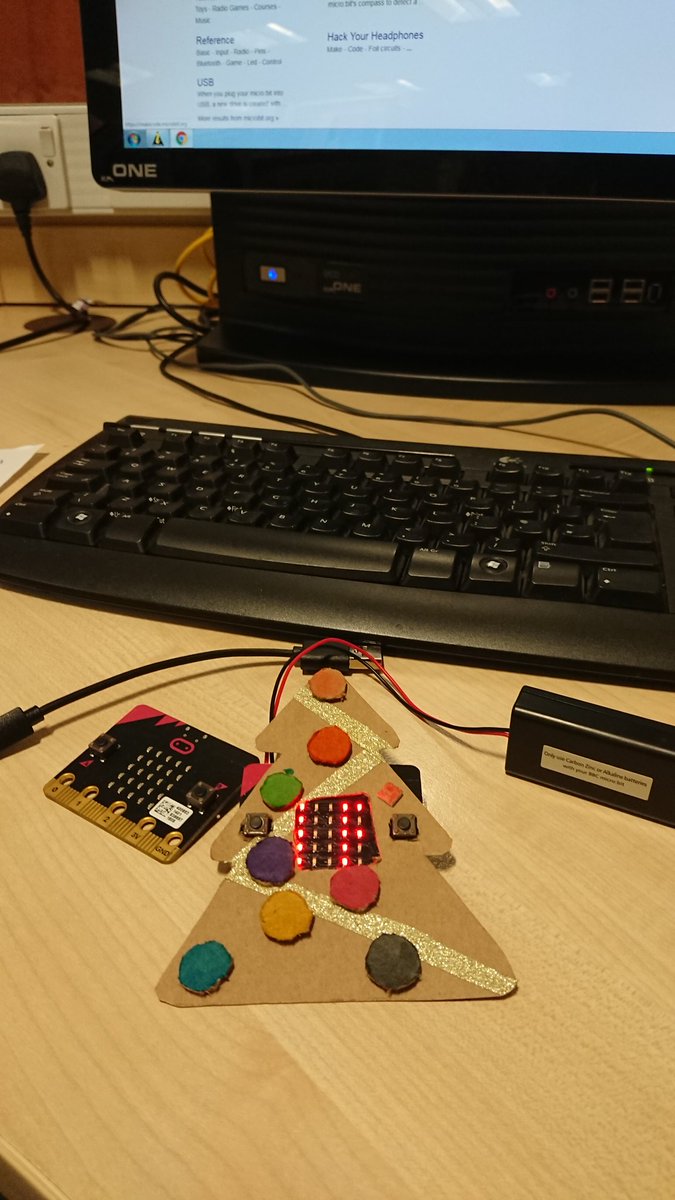 Had a great time on Friday at Platt Bridge Library doing some Christmassy coding 😍