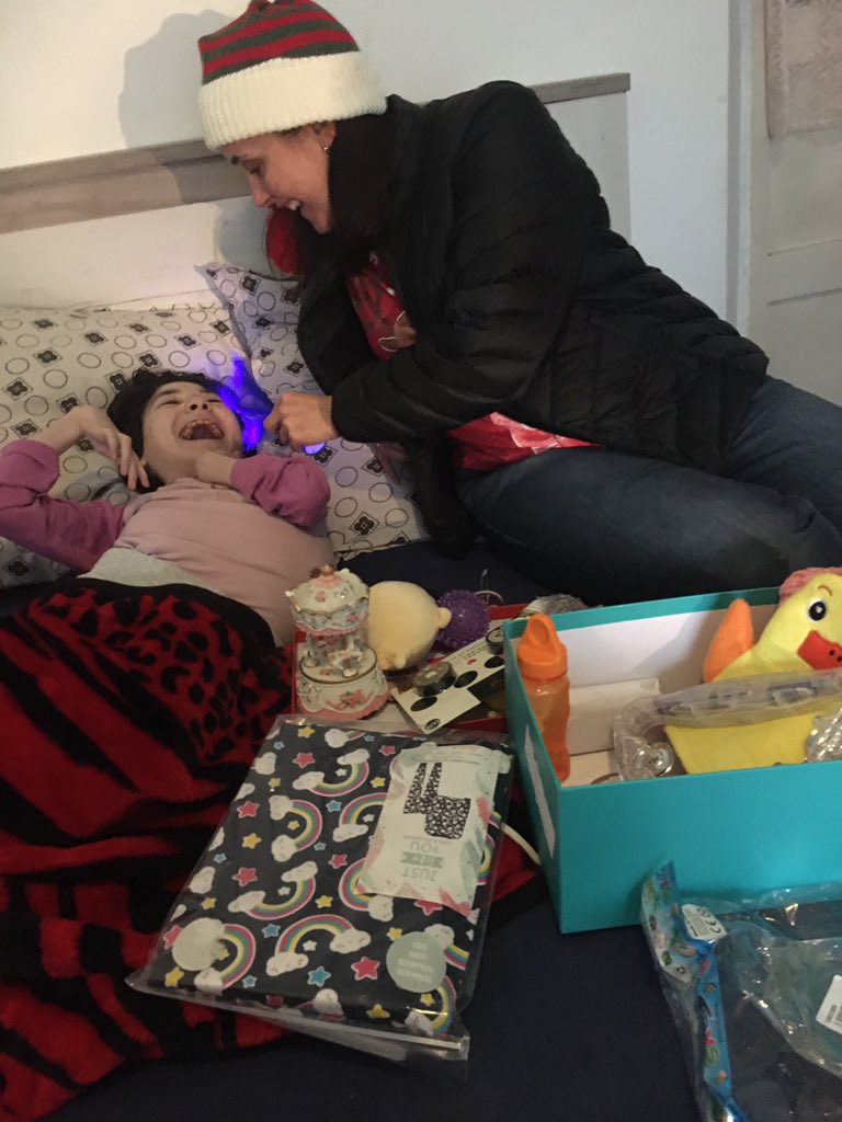 c_funk1's tweet photo. Christmas shoeboxes 2019 ❤️
#romania #shoeboxes #love #cryinthedark #hospicework #romavillage https://t.co/Azf8VrIdIf