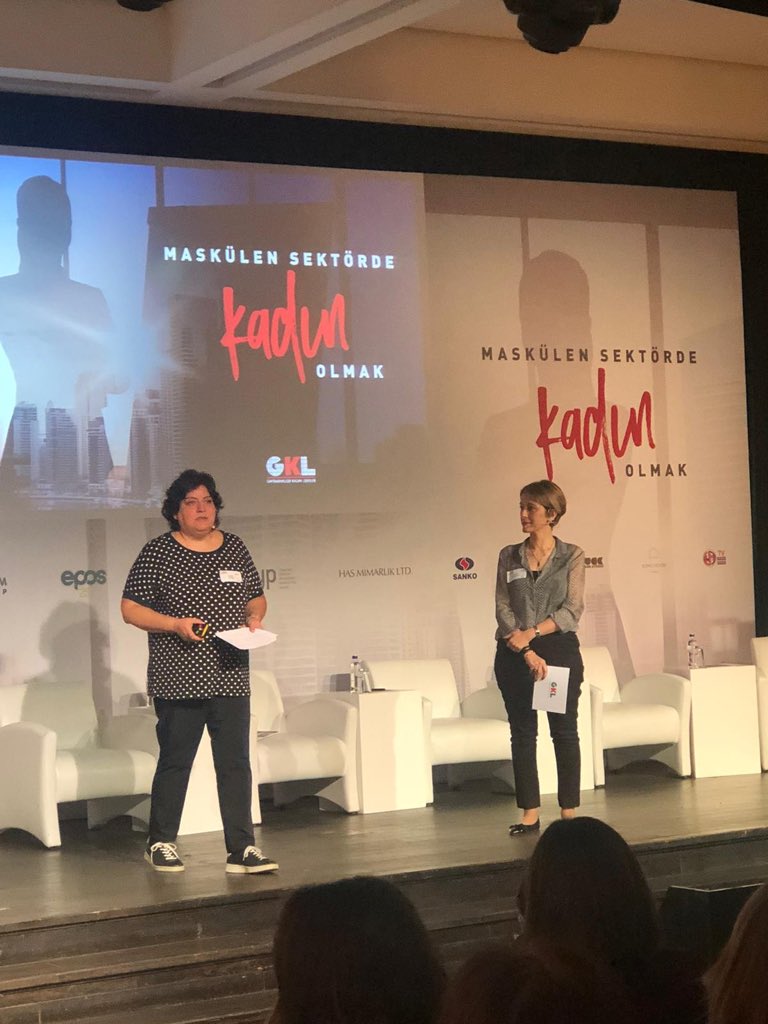 eraresearch's tweet photo. GKL Sohbetleri “Maskülen Sektörde Kadın Olmak” Araştırması sunumuyla devam ediyor. @elvanoktar @eraresearch tarafından yapılan araştırmanın sonuçlarını paylaşıyor. #GKLP #İşteKadın #KadınYönetici #YönetimdeKadın #KadınLider #araştırma #research #eraresearch https://t.co/Ze2GpQXPsS