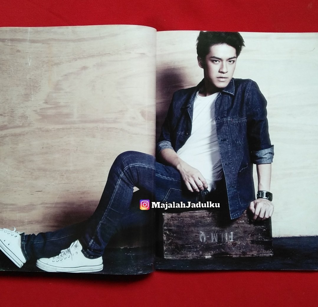 majalahjadulku's tweet photo. #jual #bukubekas #smashboyband #smashblast #smashfan #smashblastindonesia #morganoey #rezaanugrah #ranggamoela #dickyprasetya #ilhamfauzie #bismakarisma #rafaeltan #panjipetualang #artikelbola #soccerindonesia #sepakbola #olshop #majalahlawas
#bukusecond #novelsecond #noveljadul https://t.co/b1pLhoZxWJ