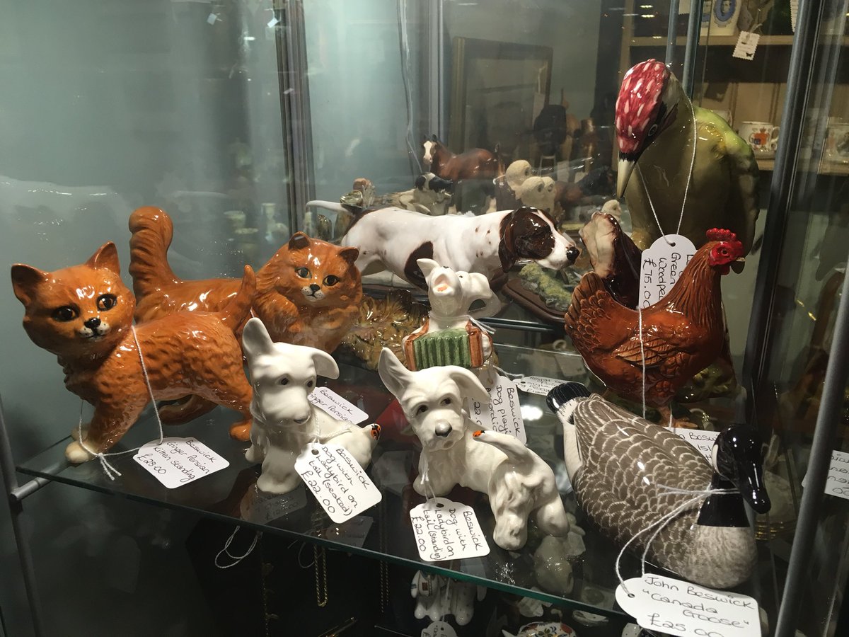 TRAACantiques's tweet photo. TLC Antiques &amp; Collectables have a fabulous selection of Beswick and Border Fine Arts. Why not come and have a look today. #beswick #borderfinearts #pottery #cats #dogs #chicken #horses #owls #decorative #home #interior #homedecor #interiordesign #collectables #bakewell https://t.co/eQgkD7d63j