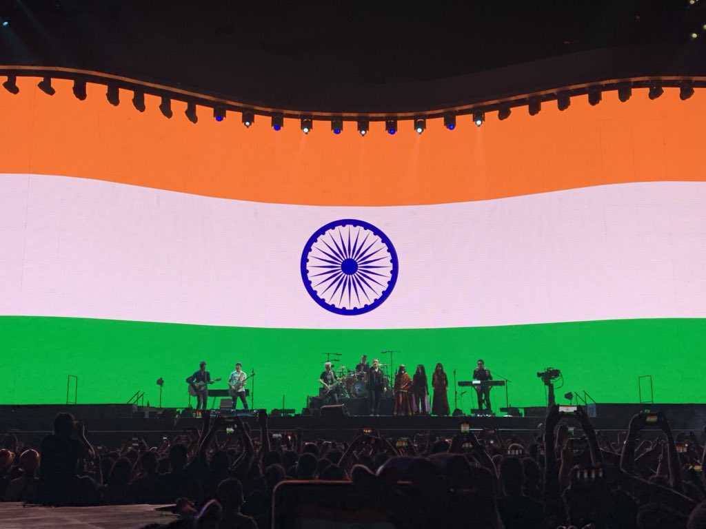 ishankashi's tweet image. I think U2’s most fitting tribute to Mumbai was crowding their stage. 

U2 have this massive stage which shared by only 4. In the spirits of Mumbai they added 5 more people and cramped their spacing. 

@U2 #u2 #U2TheJoshuaTree2019 #U2Mumbai #U2India