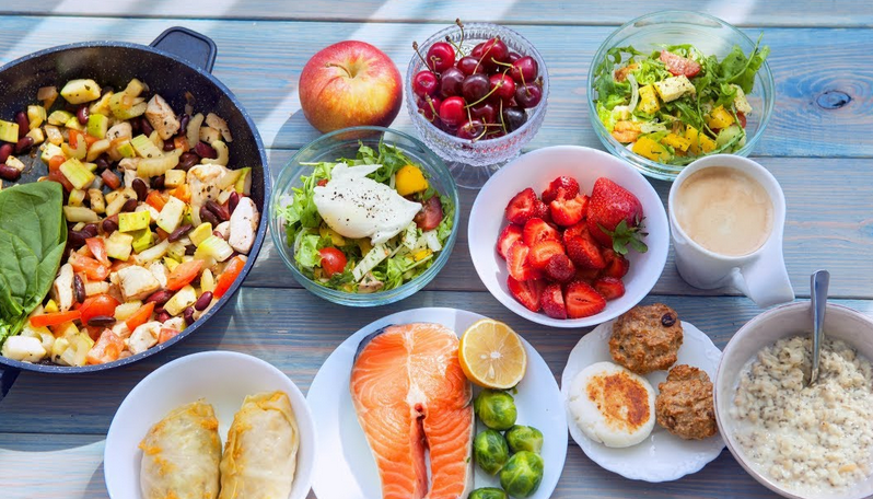 UGrenobleAlpes's tweet photo. CONFÉRENCE // Quels liens entre notre alimentation et le risque de maladies chroniques ? Mardi 17.12, restitution de l'étude européenne #Cook2Health sur 160 volontaires menée par les #universités @UGrenobleAlpes et @AberUni cofinancée par @EIThealth_FR https://t.co/tK7Xd0KWg3 https://t.co/gbGgWOETqd