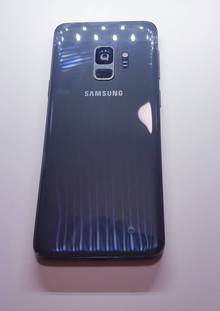 InspectYoGadget's tweet photo. Samsung S9 in Grey - Grade C - £250

This device is working perfectly but is heavily scratched on the screen, these however are hardly visible when the device is in use. 

Still a great phone and at only £250 still worth it 

#SamsungS9 #samsumg #phoneforsale #smartwatch #widnes https://t.co/rPYzUOH70Y