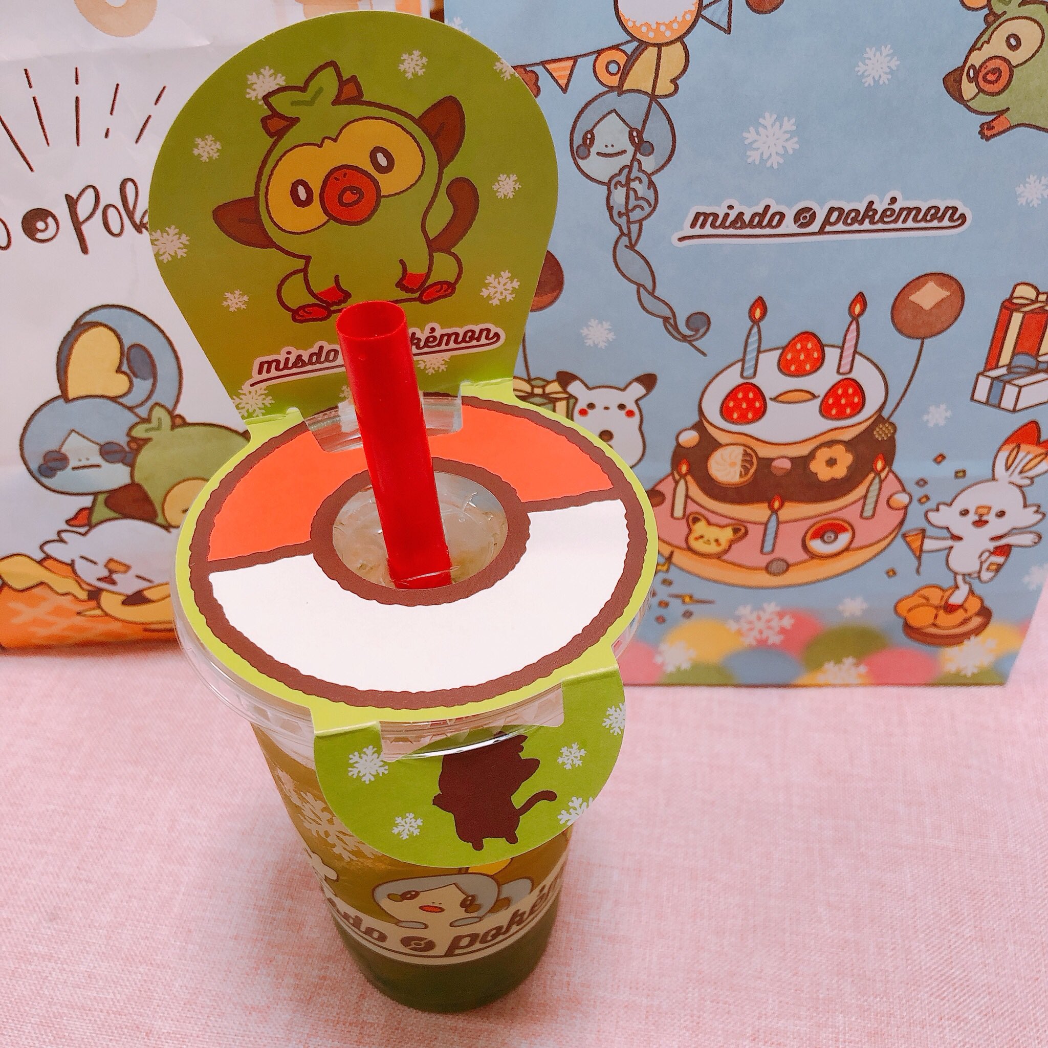 こもも ミスドのポケモンかわいい タピオカも美味しいねんけど ちょっとお高い ミスドでパーティチュウ ミスド ポケモンドーナツ ポンデモンスターボール ミスドポケモンタピオカソーダ サルノリのタピオカソーダ マスカットフレーバー T
