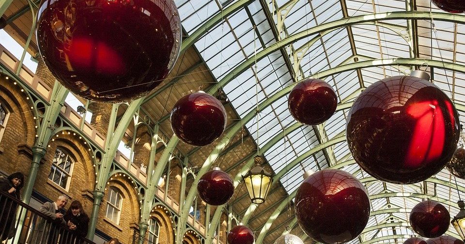 Out and about today undertaking a few property visits to our London properties. How beautiful is London this time of year?! 
If you have a property you are looking to rent out in the London area please give us a call on 01708 727 245.
#HMLLettings #Lettings #London #Christmas