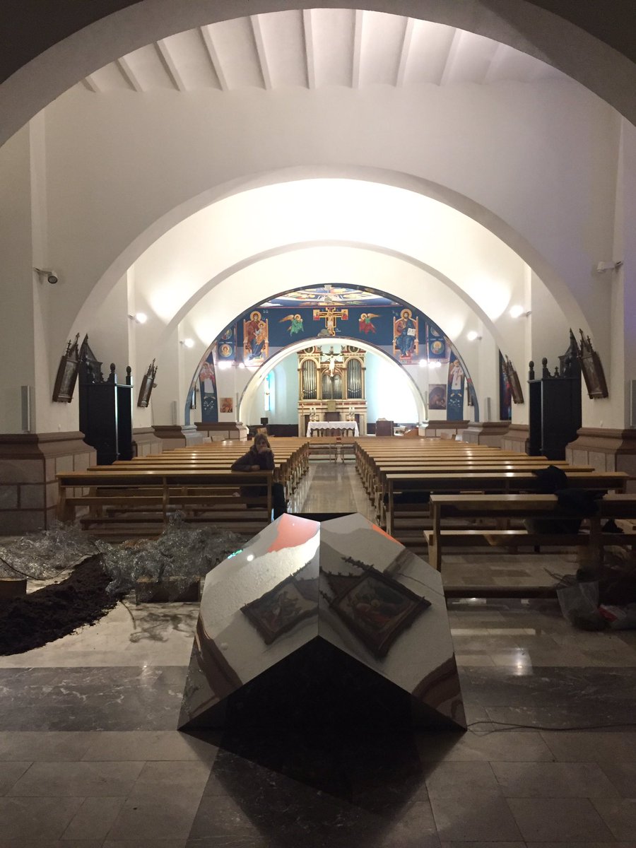 tgistanbul's tweet photo. Saint Antoine Church is holding an contemporary #art exhibition for the first time. The group exhibition presents works of artists from different countries, interpreting the concept of #angel across religions. Visit between December 18-January 10. https://t.co/duTZqFHXD9