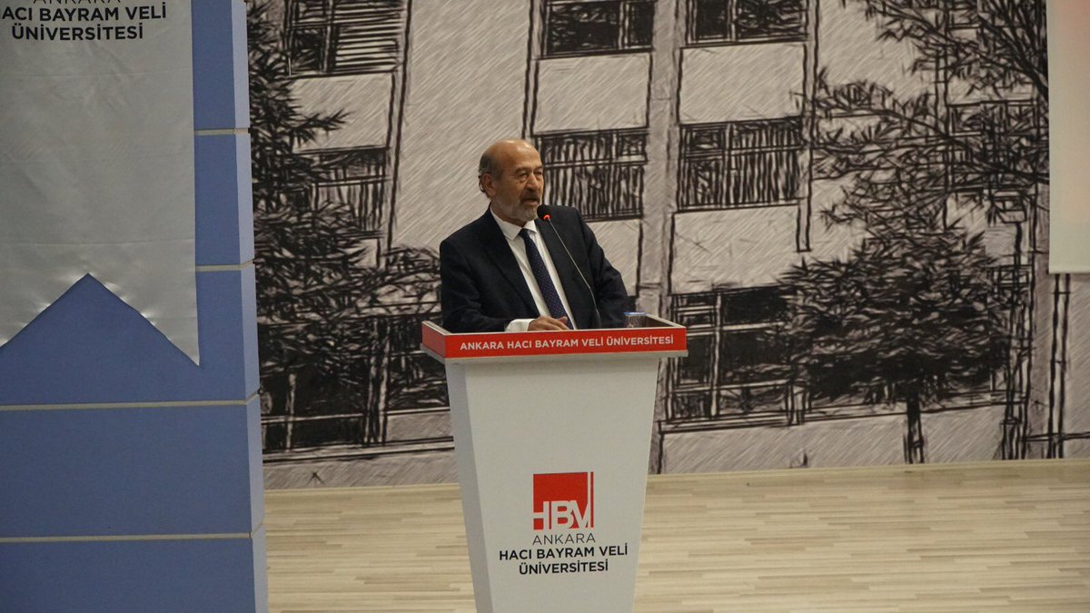 hacibayramedutr's tweet photo. İktisadi ve İdari Bilimler Fakültemiz tarafından düzenlenen "Uluslararası Kimlik ve Göç Çalışmaları Sempozyumu" başladı. Açılış törenine Rektörümüz Prof. Dr. Yusuf Tekin'in yanı sıra İçişleri Bakan Yardımcısı Prof. Dr. Tayyip Sabri Erdil ile akademisyenler ve öğrenciler katıldı. https://t.co/tDJ6dLJRwx