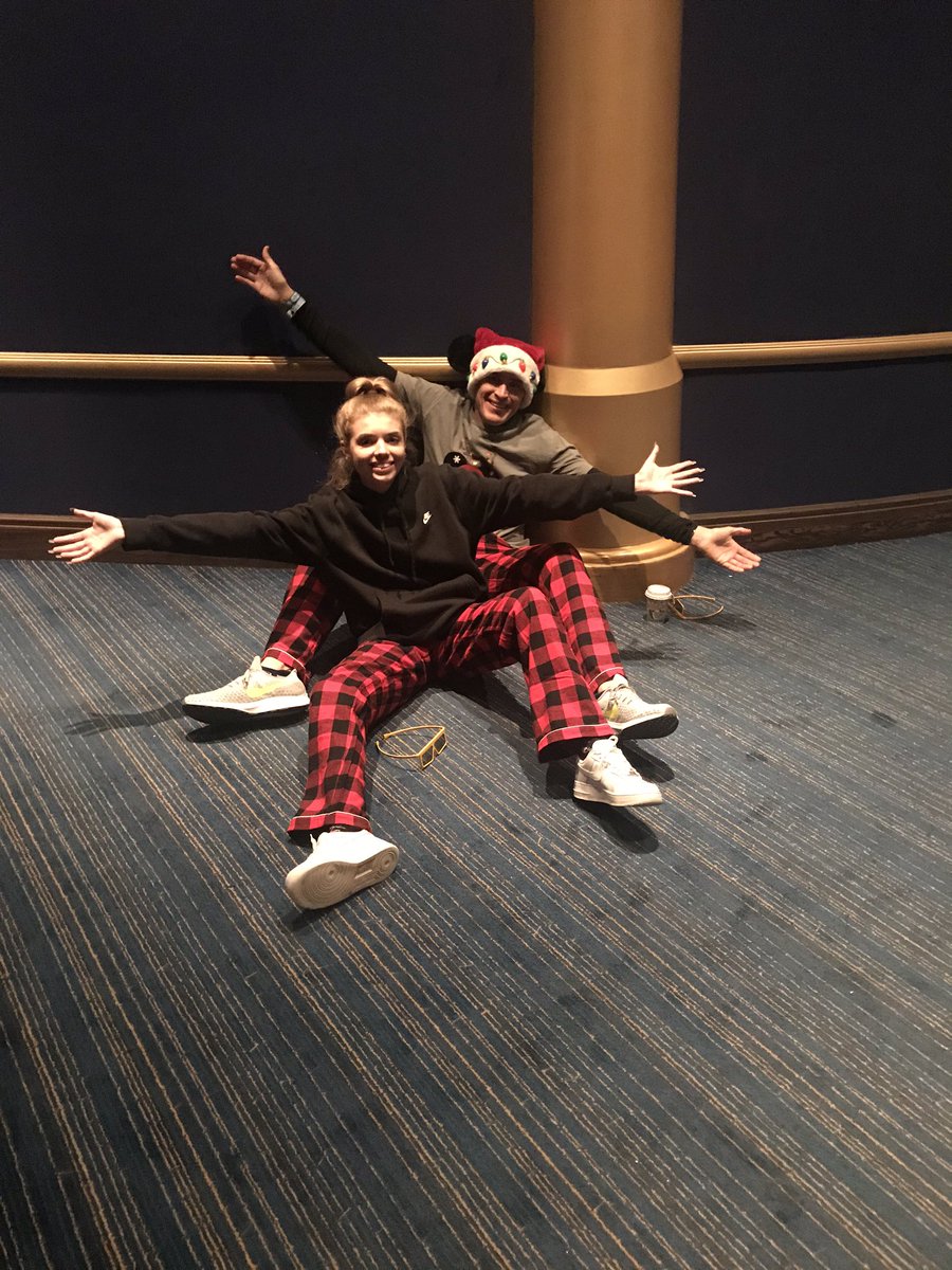oliver_skip's tweet photo. @DisneyParks We have been taking this same pose since my 18 year old was around 5.  I love this!!  This self-made photo tradition, is an undescribable part of the Disney Magic!!! https://t.co/Rj9wMqcNMi