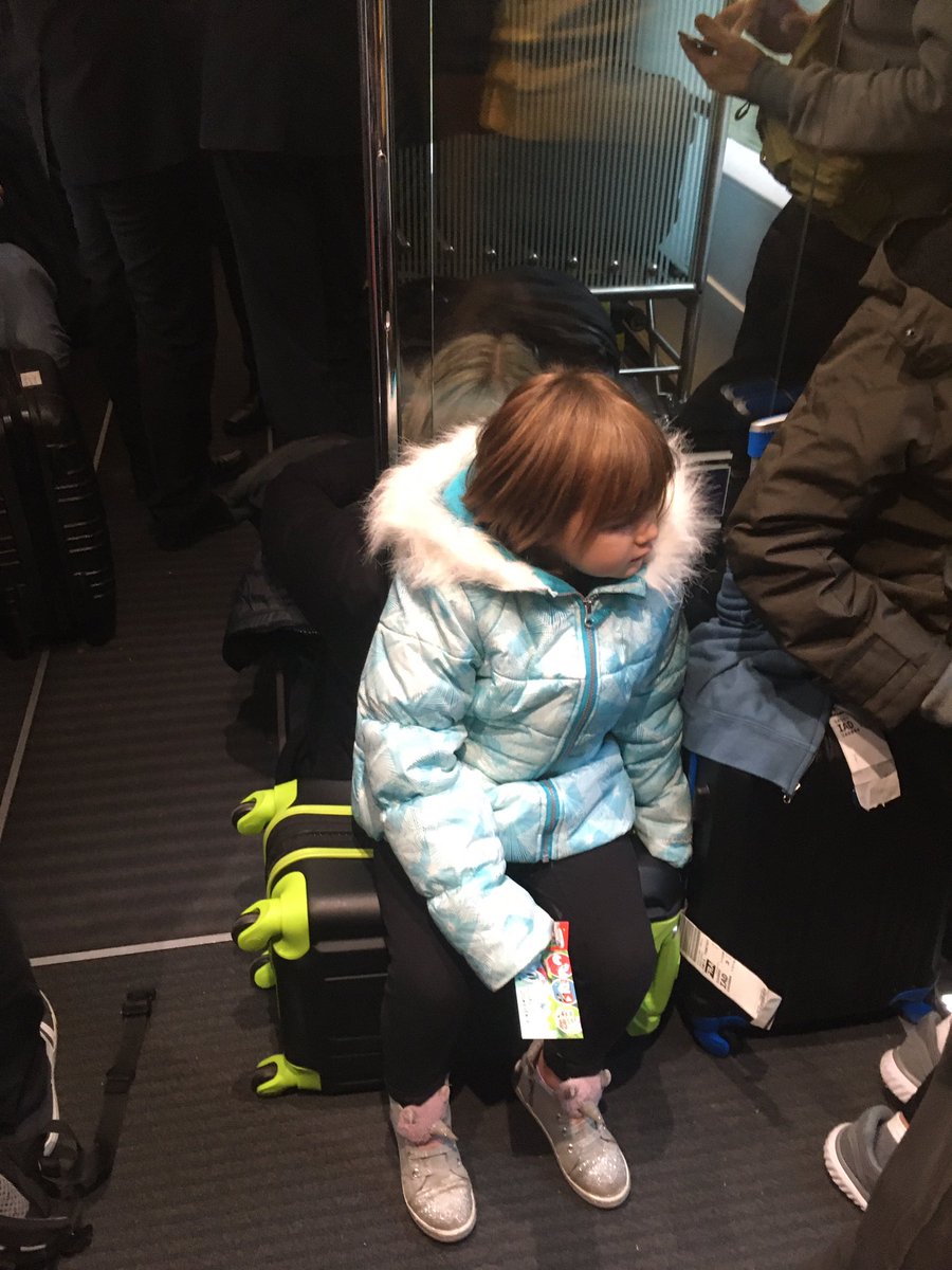 Martina17Home's tweet photo. I really is the only way to travel on trains in Germany...our train was so overfilled that they made people get off...she actually looks like she had a lot of room https://t.co/MdXca7Cf1u