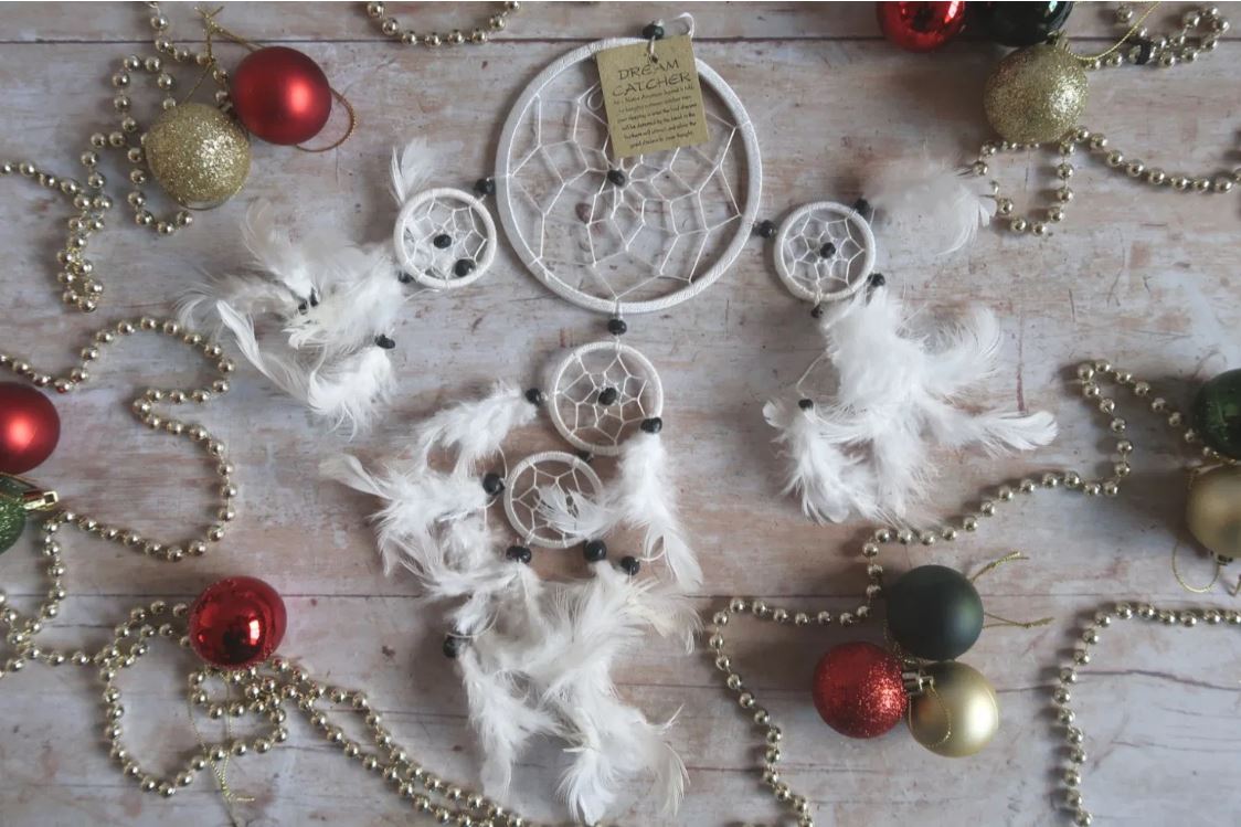 global_1st's tweet photo. Christmas Gift Guide for the Kiddies - look no further than @WhatKatySaid blog – she has included our Dream Catchers! See here: https://t.co/67Li32zqkR

#dreamcatcher #dream #handmade #dreamcatchers #handong #love #art #homedecor #atrapasue #dreams #decor #dejavu https://t.co/82ppbKncWa