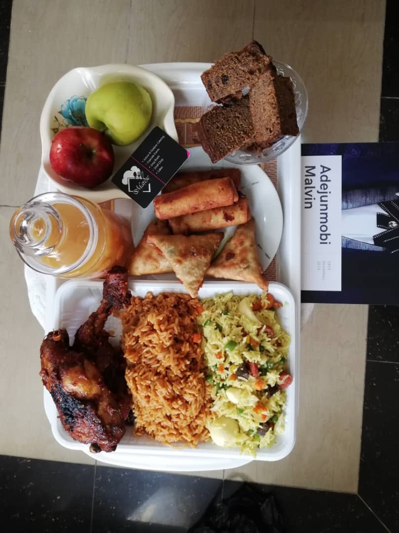 MareseKitchen's tweet photo. Hunger reduces efficiency especially at work, Don't give your boss any reason not to be satisfied with your work ethics, eat good and quality food, especially from @MareseKitchen #oloni #Wizkidfc #YourViewTVC #abujacommunity #LightUpEko #ParteAfterParte https://t.co/5qFAzzyPlC