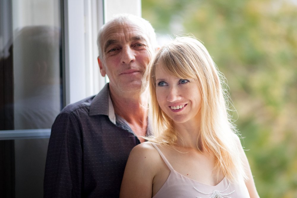 eldersdating's tweet photo. Hot and Sexy Middle-aged Woman Enjoying Hug of Her Elderly Husband Standing near Opened Window inside Their Home. Couple with an Age Difference.
#datingadvice #meetsingles #onlinedating 
#firstdate #honesty #relationships 
https://t.co/DVViZzMIN3 https://t.co/W2oHJfzcas