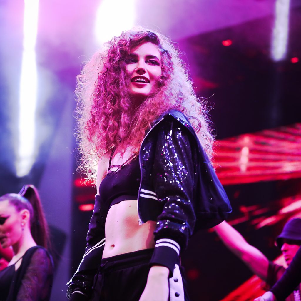 MegaBoxingIN's tweet image. Slay your own dragons! Be your own hero! 
#womeninboxing #boxingfashion #megaboxing #womanforwoman