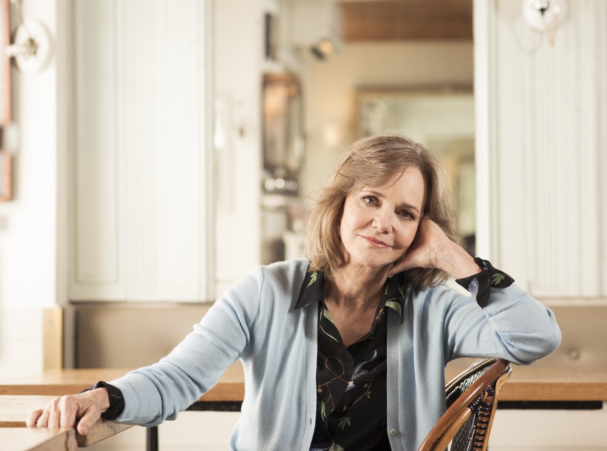***NEW WORK***

REBECCA MILLER SHOOTS SALLY FIELD FOR THE WASHINGTON POST

To see more of Rebecca's Work, Click Here: johnparkinsonagency.co.uk/photographer/r…

#portrait #photography #rebeccamiller #sallyfield #thewashingtonpost #photographer