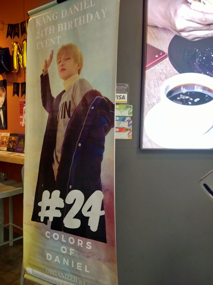 onlyjicm's tweet photo. #24ColorsofDaniel event organised by @chickenspeaches and @kangdanoona on 151219.
Great event and good organizer. Thanks for give me easy question to me get that keychain ๐ and won lucky draw for poster Color of Me too and GA for Jaehwan season greetings โค๏ธ https://t.co/0YelSoeLaD