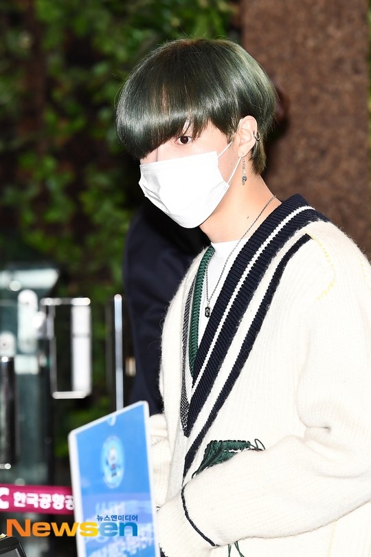 Kstyle_news's tweet photo. 【PHOTO】AB6IX イム・ヨンミン＆キム・ドンヒョン、ファンミーティングのため日本へ出国 
https://t.co/UobPoRtT1w https://t.co/mo3FCR1xEZ