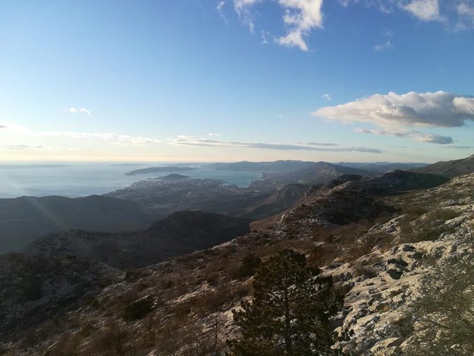 touristguidecro's tweet photo. #Enjoy the sea view while #climbing a #mountain You don’t need any previous #experience for this tour! #Hiking #Mosor #Split #Croatia #nature #naturelover #landscape #landscapelovers https://t.co/LCWFs4I3Lg