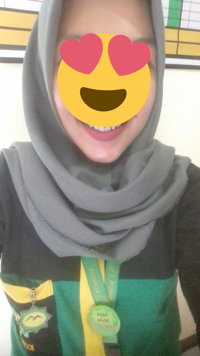 InasWidhia's tweet photo. Rumongso mu aku kerjo mergo opo ? Yo mergo ben ndue duit lah.. edan po anak sultan rak ndue duit wkwkwk https://t.co/ItMkFR2Fqj