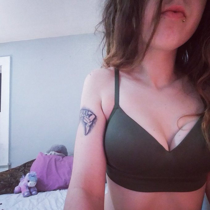 2 pic. #dreadlocks #stuffies #selflove #green #december2019 💞 https://t.co/hleAe2AURj