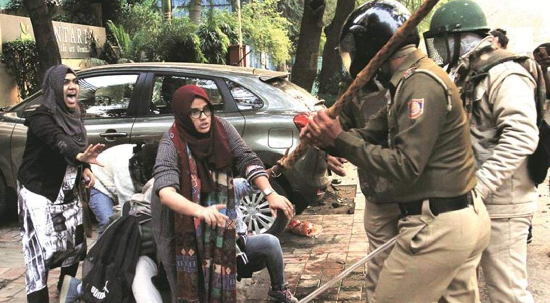BezwadaWilson's tweet photo. Stop #Lathicracy on #Democracy. Protest is a fundamental right @Article19 #CAAProtests https://t.co/UmB0LuxpWN