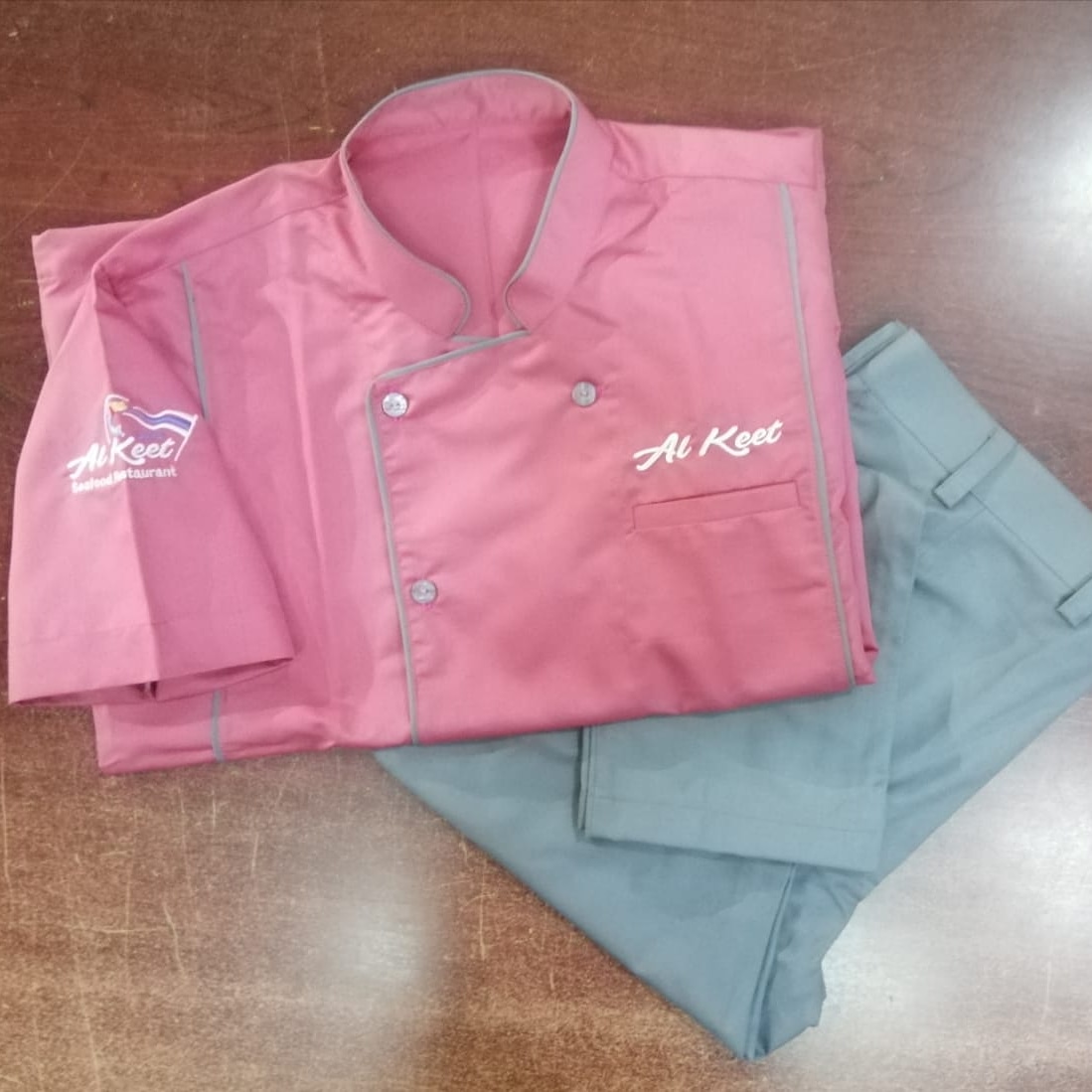 عمل زي مطعم الكيت مع التطريز #الاحساء..