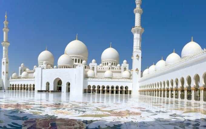 travelplandubai's tweet photo. #SheikhZayedGrandMosqueTour - The #SheikhZayedGrandMosque, which is one of the largest #mosques in the world, amazes its visitors with its milky white tomb and four minarets.
#AbuDhabiMosqueTour #MosqueTour #AbuDhabi #UAETour #Dubai #UAE
More detailed - https://t.co/YF8YhpXM2g https://t.co/KM7yzqL1bs