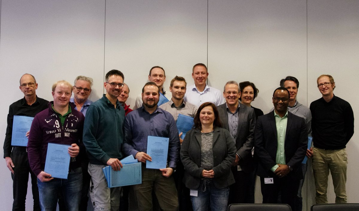 qlargroup's tweet photo. In 2019, we once again demonstrated our ingenuity: 32 patents were granted to us internationally in 2019. We are proud on this great achievement of our R&D and thank all involved colleagues sincerely! #WeAreSchenckProcess #Patents # RandD https://t.co/h7Pf82d2dd