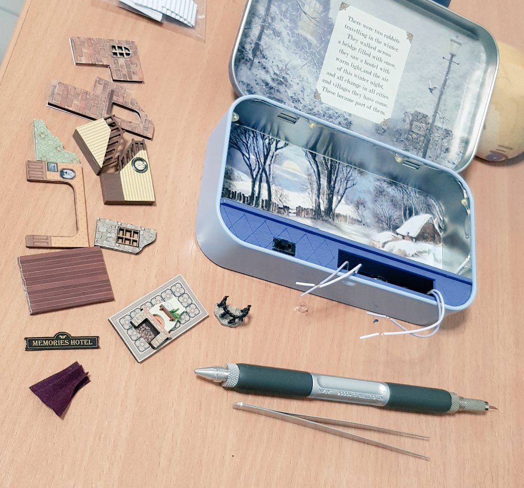 BelSShan's tweet image. My friend gift me with this mini DIY diorama. Is quite tedious but is cute and fun 😆