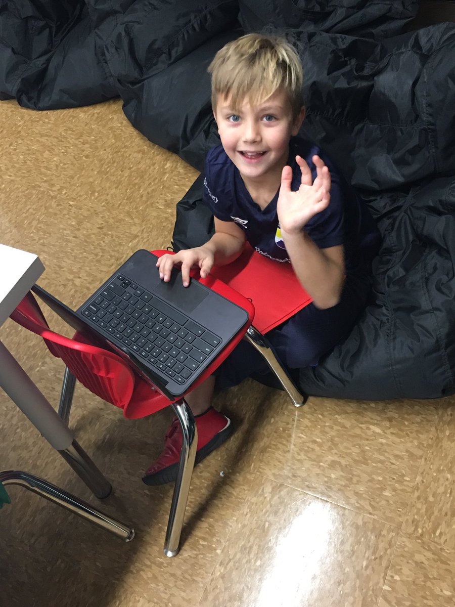 MarlaBeil's tweet photo. Some of @Sharonmik03’s firsties hard at work sharing out about their #MTPSspark projects on @Flipgrid #MTPSpride @NutSwampTigers https://t.co/7JqyrfMK3z