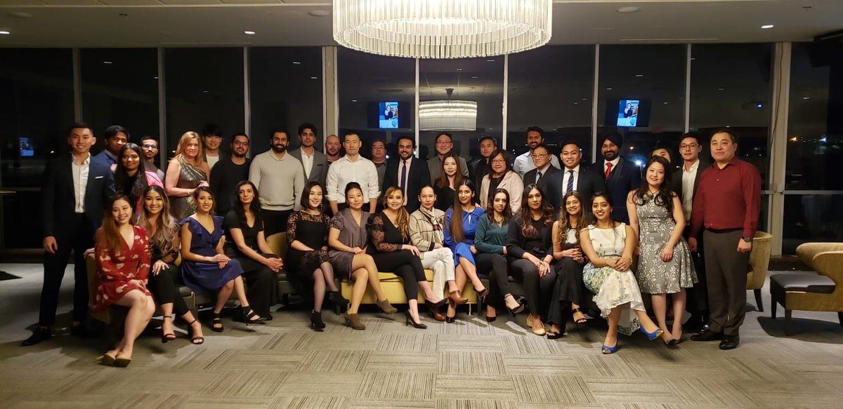 Fun evening celebrating the holidays with my amazing team🎄! ❤ my #FleetwoodFam! @GurjivChahil_TD <a href="/AndyCribb_TD/">Andy Cribb</a>