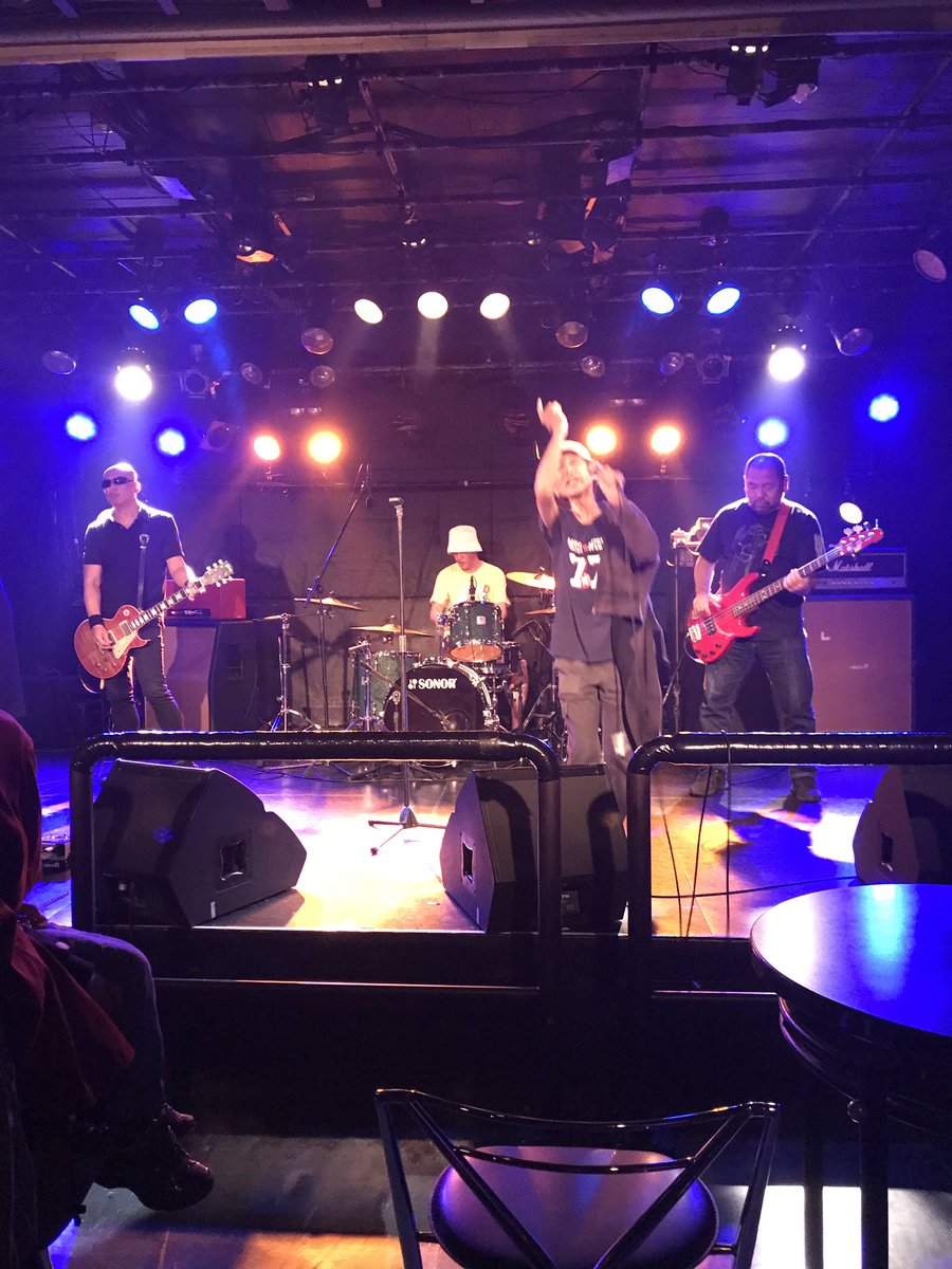 mongoose_f's tweet photo. 2019.12.12 秋葉原CLUB GOODMAN
トランポリン https://t.co/MIhPeKAxIG