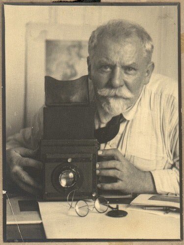 fotograftabugun's tweet photo. 1936 - #PhotoSecession kurucularından #FrankEugene öldü. #FotograftaBugün #todayinphotography #inthisday #16Aralık #December16 #otd https://t.co/To6uJVsvte