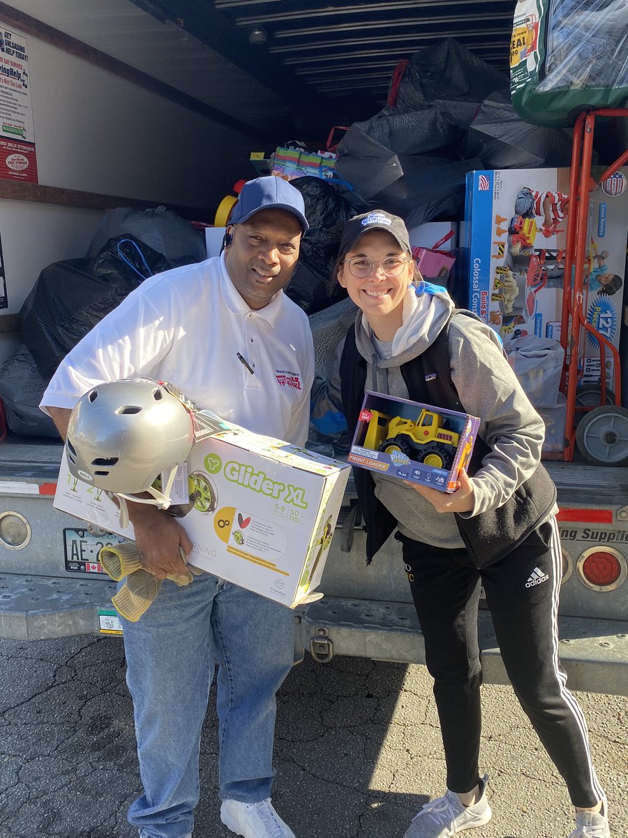 The ECU Club Sports annual #ToysForTots drive donated over 170+ toys for <a href="/ToysForTots_USA/">Toys for Tots</a> 🧸🎁 hoping at least 170 children will have a gift during the holidays

Thank you to the clubs and the ECU community who donated!