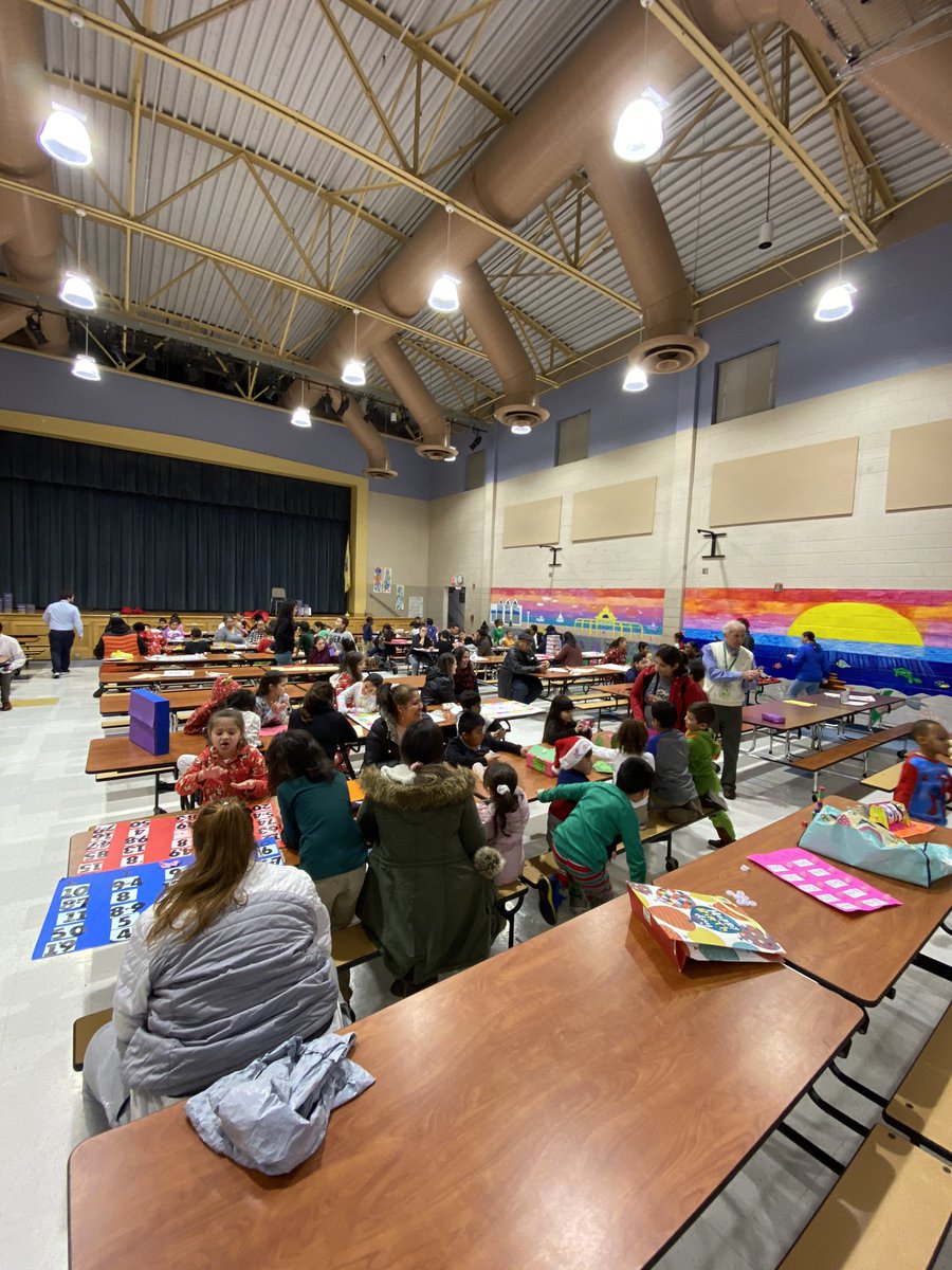 LBSuptRodriguez's tweet photo. Gr. 2 Sharing day with students, parents & teachers. #aaafutureready #wcmm https://t.co/J2zxbBB55I