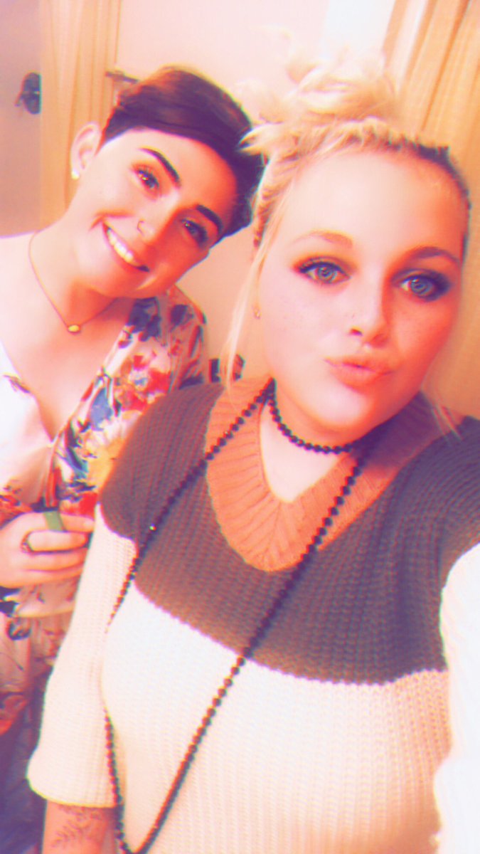 Double trouble 🤪 @DXXEEE