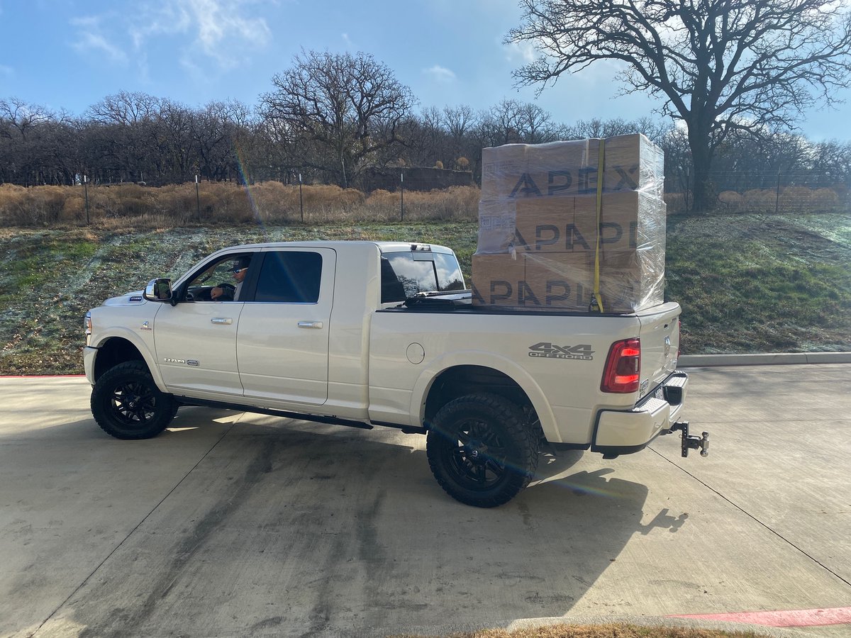 ApexCoolers's tweet photo. Santa's sleigh is loaded-up with great gifts for some very appreciated employees. 

#christmasgifts #employeegifts #employeeappreciation https://t.co/LX6bVYgIRh