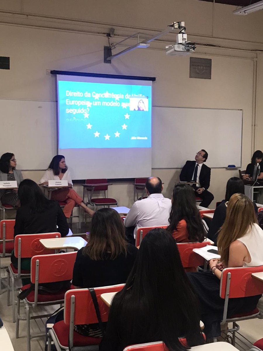 Last week, I had to honour to speak at the conference organised by @ASCOLAcomp and @WIAntitrust in São Paulo. I talked about EU Competition Law and the distribution of competences. Thank you for the great event, @JulianaProfa and Vicente Bagnoli! . #eucompetitionlaw #antitrust