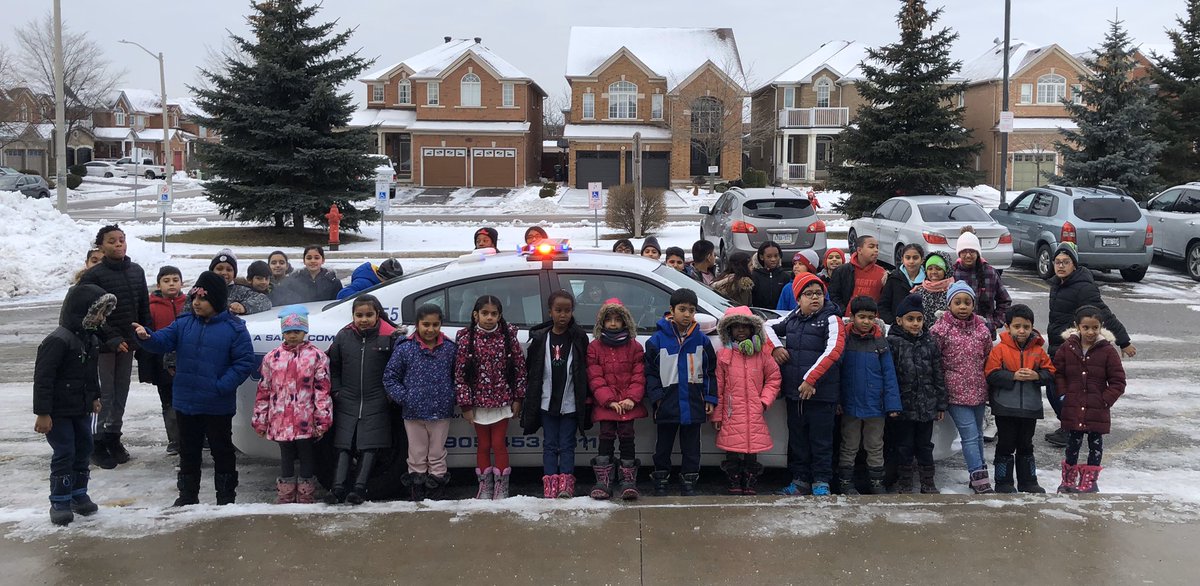 Cairns_HPS's tweet photo. Congrats to 5A and the 1/2 split class for cramming the cruiser! @Mrsnpatel @Homestead_PS https://t.co/MIbmCa1e76