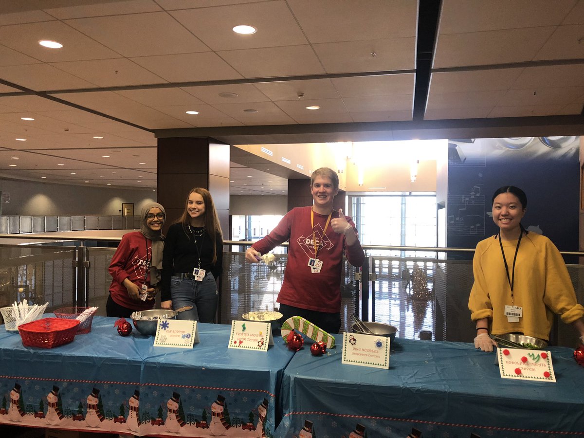 DECA’s Potato Luncheon was a success! A big thank you to everyone who helped out and all those that attended. We love giving back to the staff here at Allen High School. 🔹#communityservice