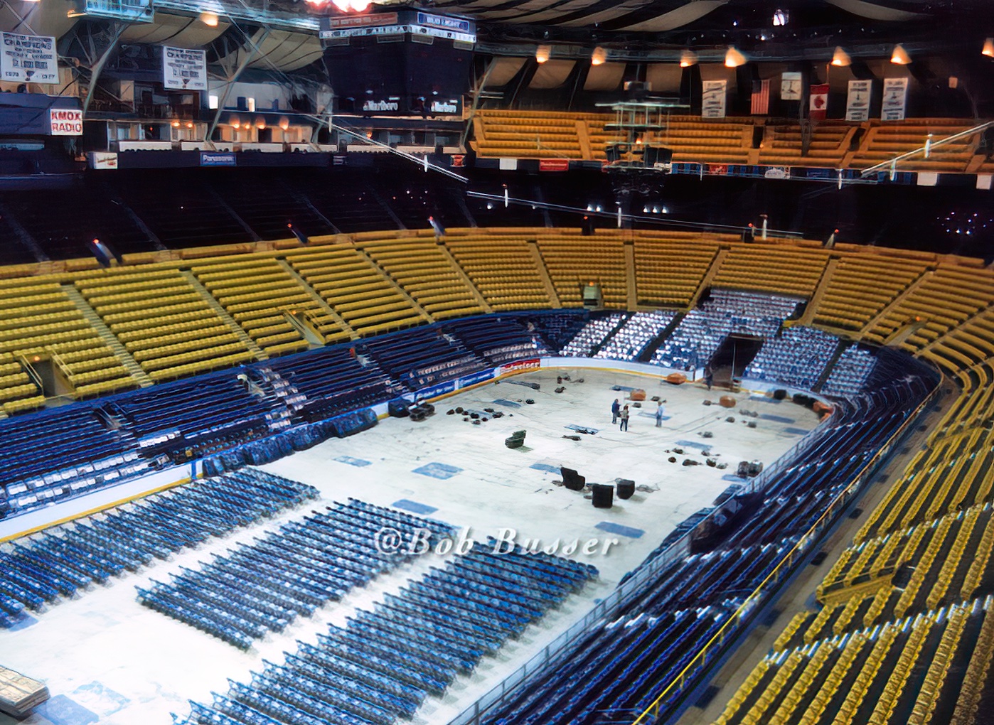 Bob Busser a X: The long gone St. Louis Arena. Blues, ABA Spirits and NBA  Hawks all played here (Hawks part time). MORE here   @NBA @Hoophall @NBATV @ESPNNBA @ATLHawks @StLouisBlues @NHL @