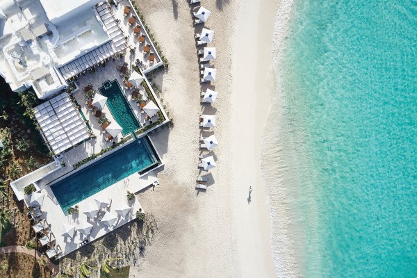 martin_aquatic's tweet photo. Our end-of-year countdown continues as we look at a luxury Caribbean resort: the @Belmond Cap Juluca with its Martin Aquatic-designed infinity-edge pool overlooking the turquoise waters of Anguilla. #SketchToSplash https://t.co/nB376GJJIH https://t.co/sUEuxvMC0e