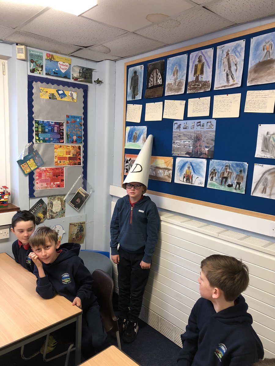 Hendrefoilan's tweet photo. A Victorian school morning for Year 4. #hdfpy4 #hdfphist https://t.co/9R7roj41vQ