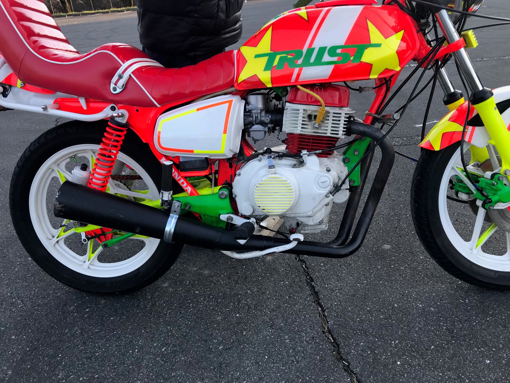 激レア取り付けメガホン50.8π用(新品) 激鳴きの爆音♪バブCBX