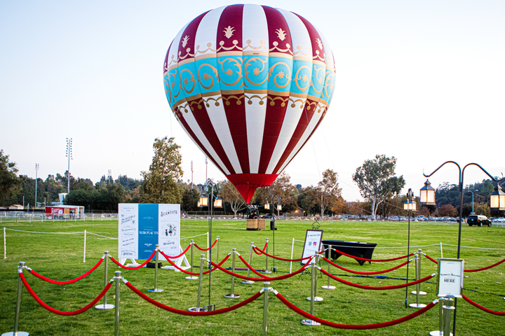 DevourTheDetail's tweet photo. Happy #MondayMashup! Here's How Some are Taking Movie Screenings to New Heights #devourthedetails https://t.co/xjo9i0N05s https://t.co/6LirOD8yHx